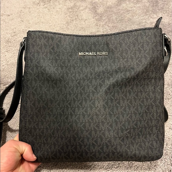 Michael Kors Bags Michael Kors Crossbody Bag Poshmark